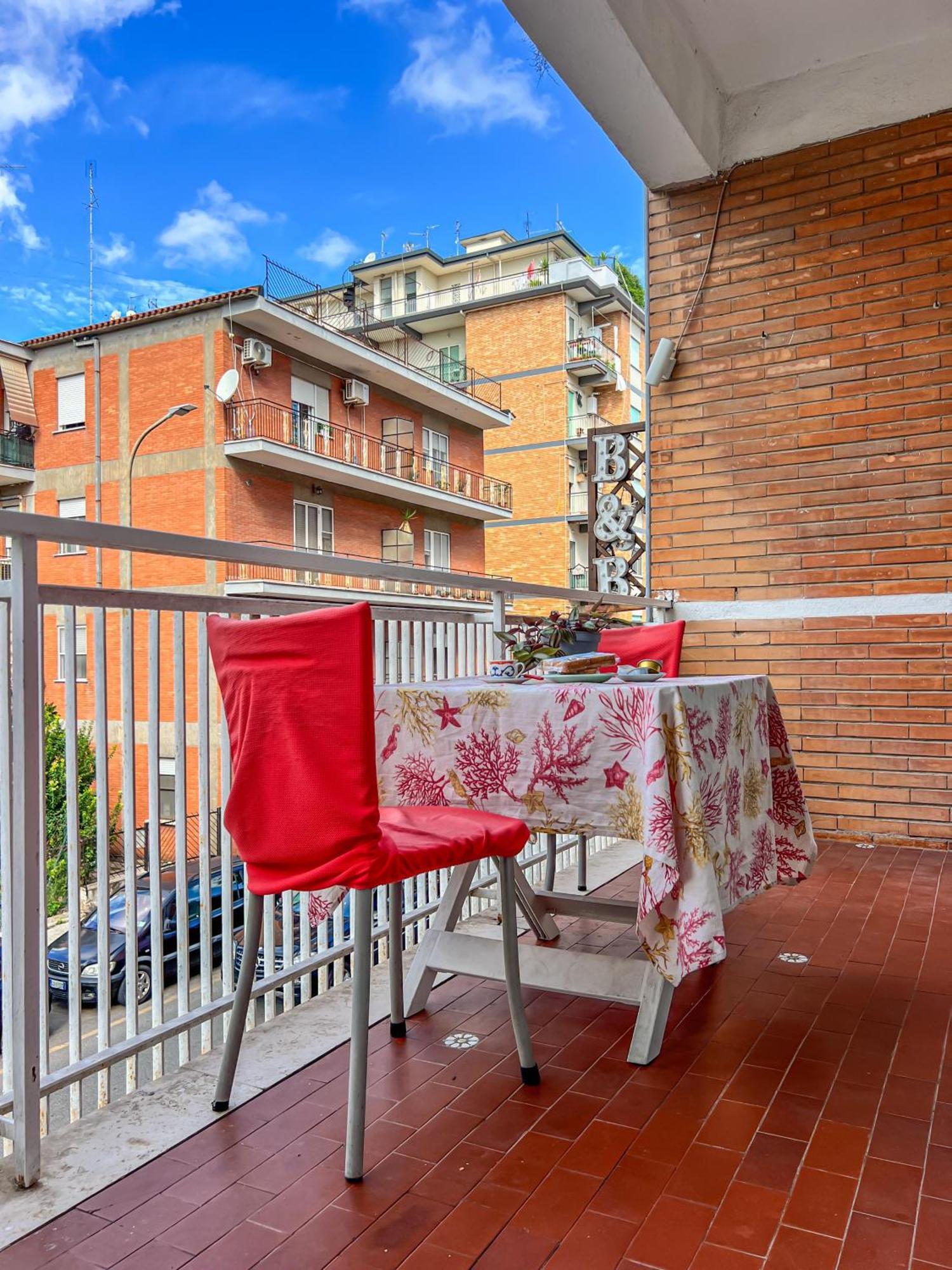 Bed & Breakfast La Terrazza Hotel ลาตินา ภายนอก รูปภาพ